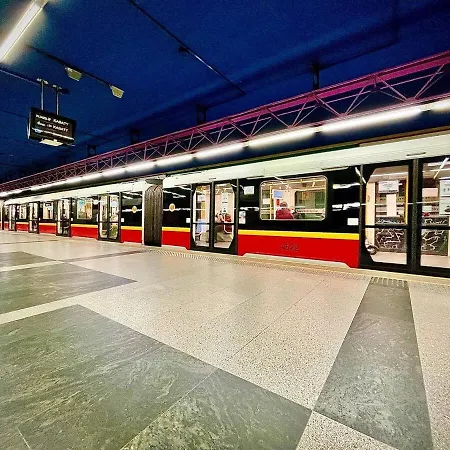 View 3 Fast Wifi 1gbs 85'tv Amazontv Hbo Disney+ 公寓 *