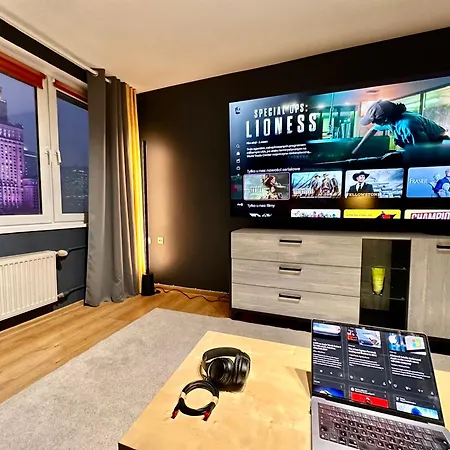 شقة View 3 Fast Wifi 1gbs 85'tv Amazontv Hbo Disney+ *