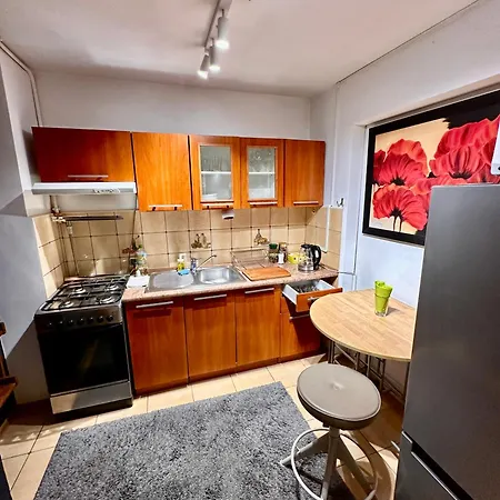 View 3 Fast Wifi 1gbs 85'tv Amazontv Hbo Disney+ Apartment *