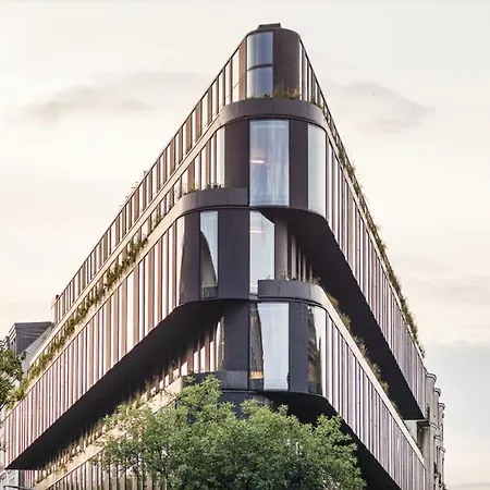 View 3 Fast Wifi 1gbs 85'tv Amazontv Hbo Disney+ *