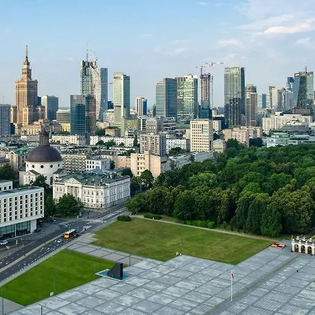 View 3 Fast Wifi 1gbs 85'tv Amazontv Hbo Disney+ Apartment Warsaw