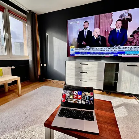 View 3 Fast Wifi 1gbs 85'tv Amazontv Hbo Disney+ Lejlighed *