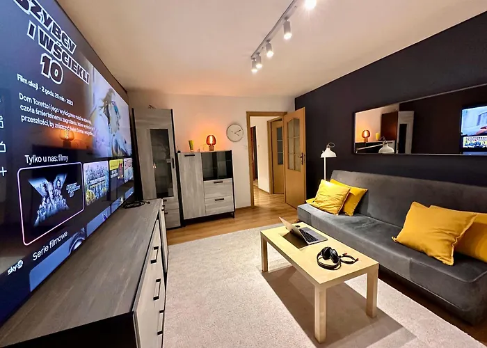 View 3 Fast Wifi 1gbs 85'tv Amazontv Hbo Disney+