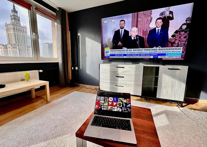 View 3 Fast Wifi 1gbs 85'tv Amazontv Hbo Disney+ Apartment *